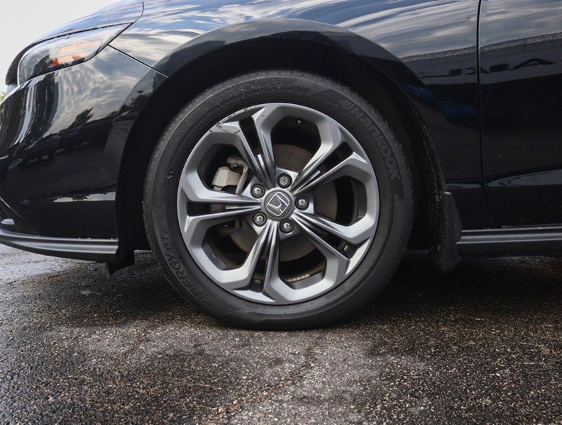 2024 Honda Accord Sedan EX CVT