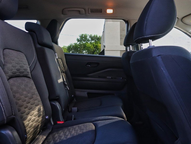 2024 Nissan Pathfinder S 4WD