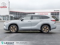 2022 Toyota Highlander Hybrid Hybrid XLE AWD