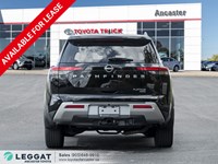 2022 Nissan Pathfinder Platinum 4WD