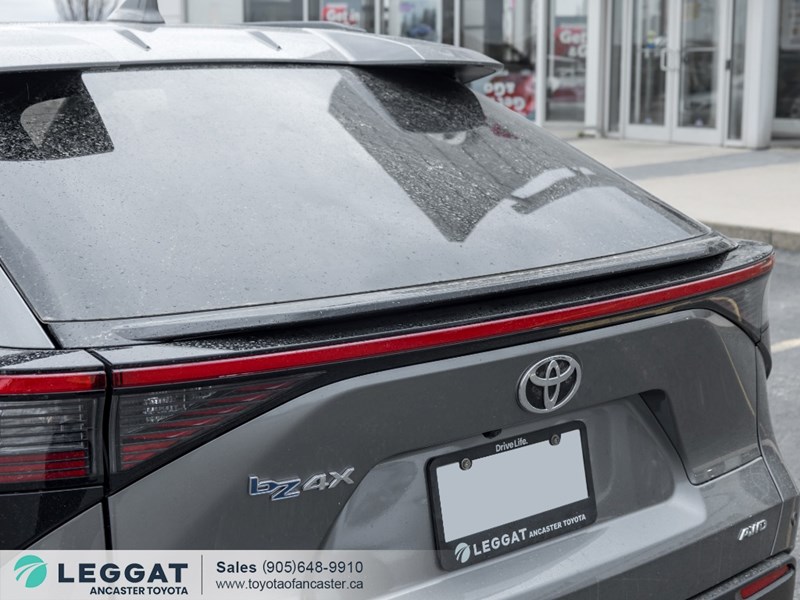 2025 Toyota bZ4X XLE AWD