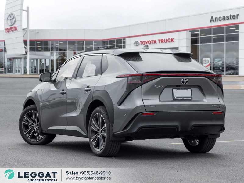 2025 Toyota bZ4X XLE AWD