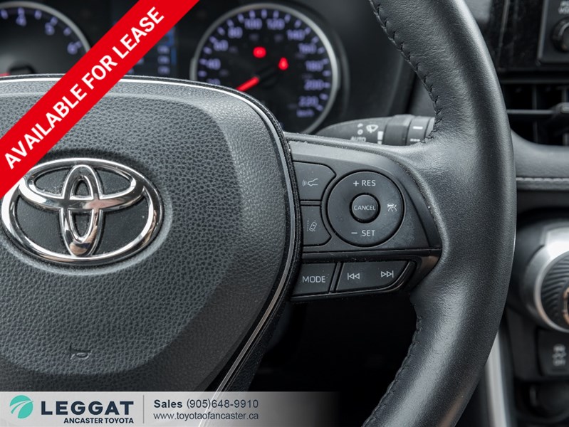 2020 Toyota RAV4 XLE FWD