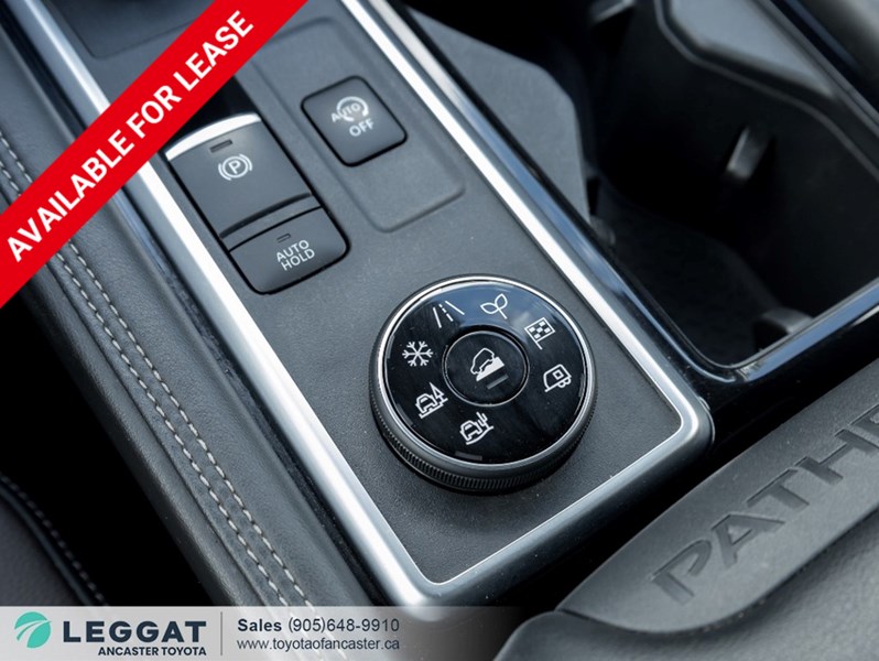 2022 Nissan Pathfinder Platinum 4WD