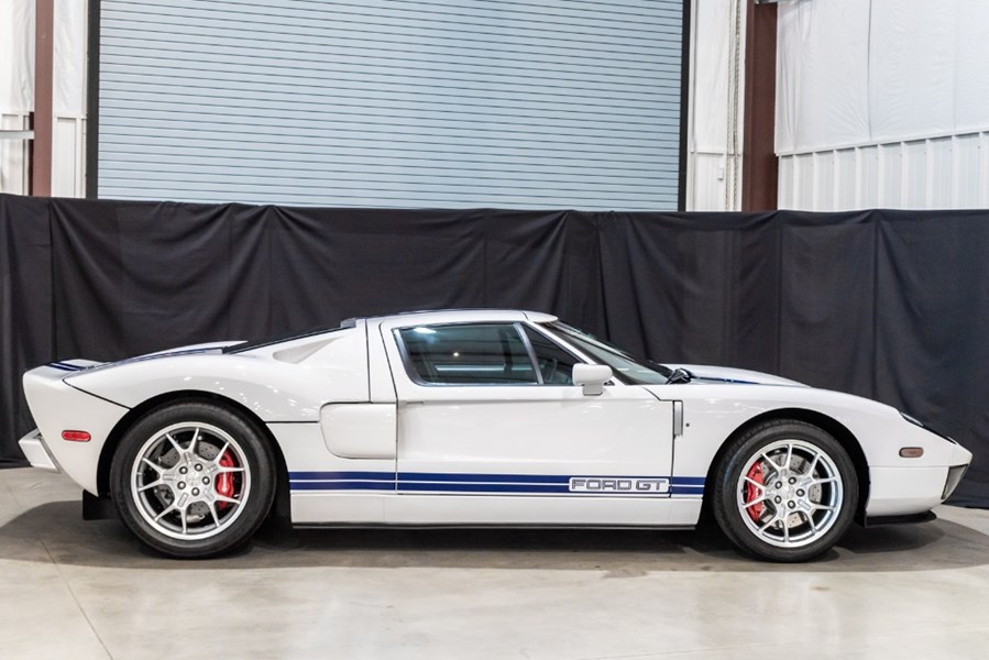 2005 Ford Thunderbird 2Dr Cpe