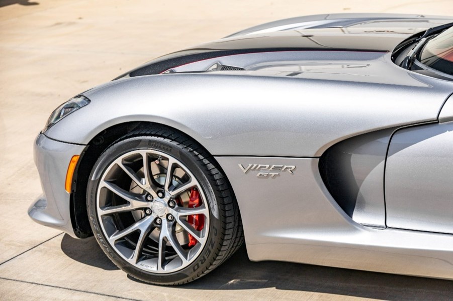 2017 Dodge Viper Gtc