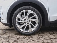 2027 Chevrolet Bolt FWD 4Dr LT