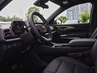 2027 Chevrolet Traverse AWD 4Dr LT
