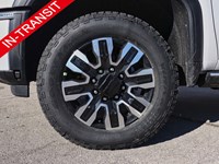 2025 GMC Sierra 2500HD 4WD Crew Cab 159