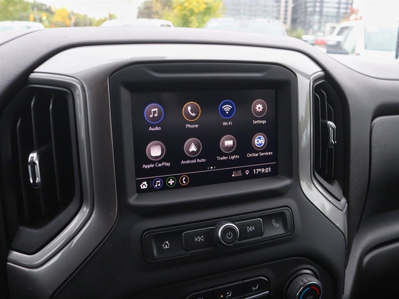 2021 Chevrolet Silverado 2500Hd 6.6L V8 | Custom | Newtires | Noaccidents | Lowkms