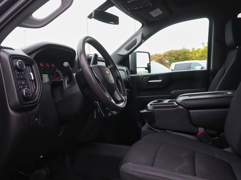 2021 Chevrolet Silverado 2500Hd 6.6L V8 | Custom | Newtires | Noaccidents | Lowkms