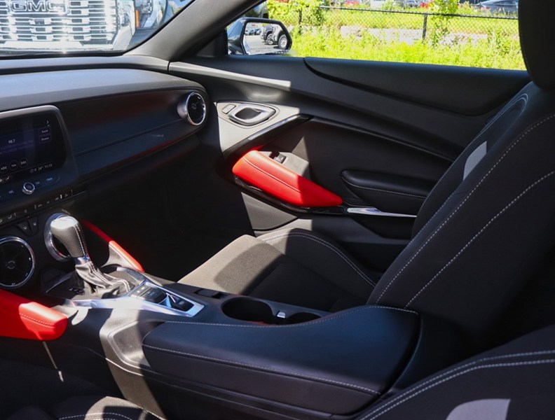 2022 Chevrolet Camaro 2Dr Conv 1Ss