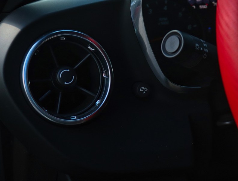 2022 Chevrolet Camaro 2Dr Conv 1Ss