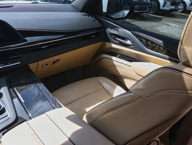 2024 Cadillac Escalade 4WD 4Dr Premium Luxury