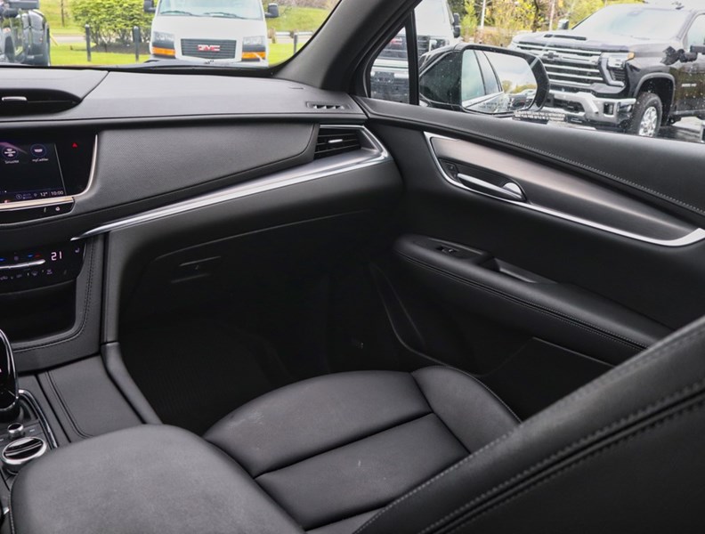 2024 Cadillac Xt5 AWD 4Dr Luxury