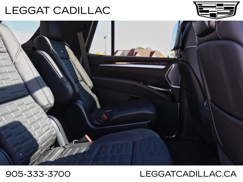 2025 Cadillac Escalade 4WD 4Dr Premium Luxury Platinum