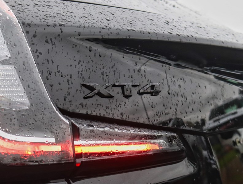 2025 Cadillac Xt4 AWD 4Dr Sport
