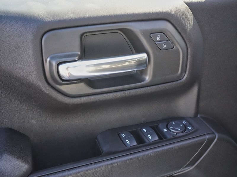 2025 Chevrolet Silverado 1500 4WD Crew Cab 147