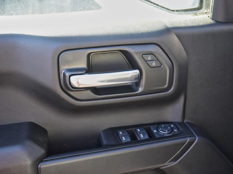 2025 Chevrolet Silverado 1500 4WD Crew Cab 147