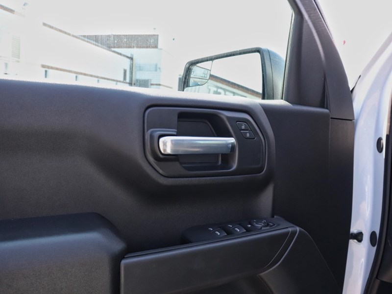 2025 Chevrolet Silverado 1500 4WD Crew Cab 147