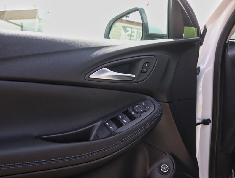 2026 Buick Encore Gx AWD 4Dr Sport Touring