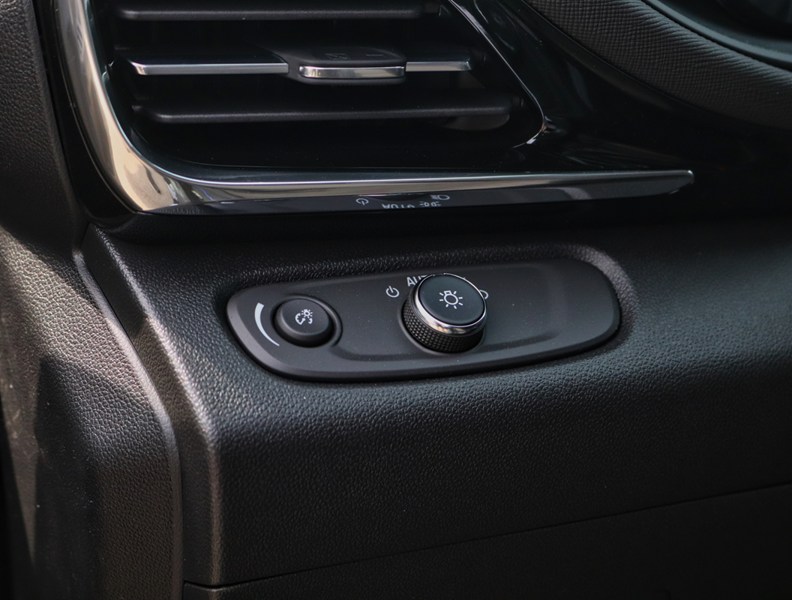 2026 Buick Envista FWD 4Dr Sport Touring