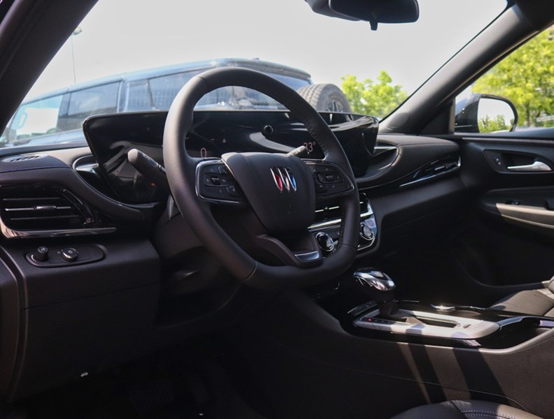 2026 Buick Envista FWD 4Dr Sport Touring