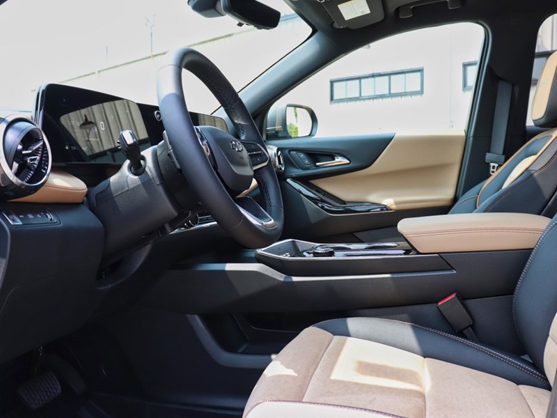2026 Chevrolet Equinox AWD 4Dr Activ