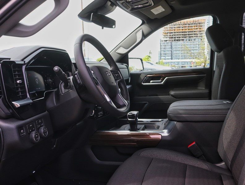 2026 Chevrolet Silverado 1500 4WD Crew Cab 147