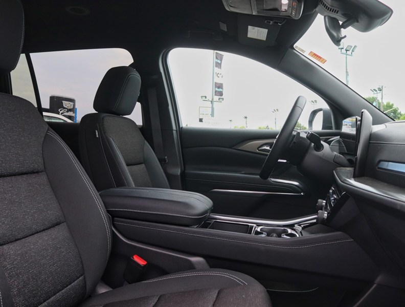 2026 Chevrolet Traverse AWD 4Dr LT