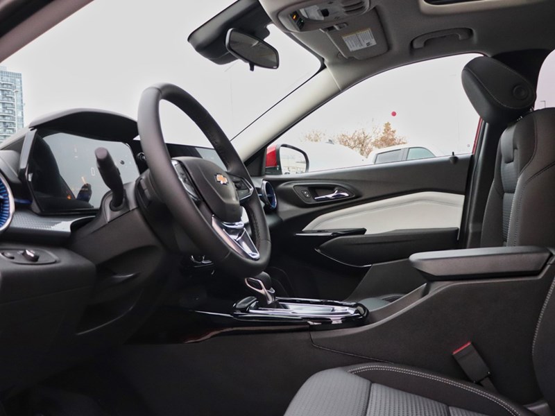 2026 Chevrolet Trax FWD 4Dr LT
