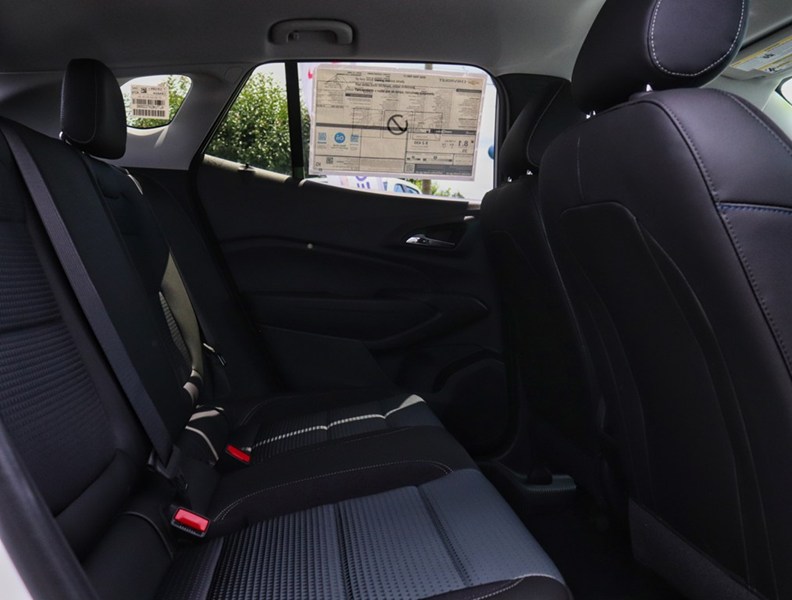 2026 Chevrolet Trax FWD 4Dr LT