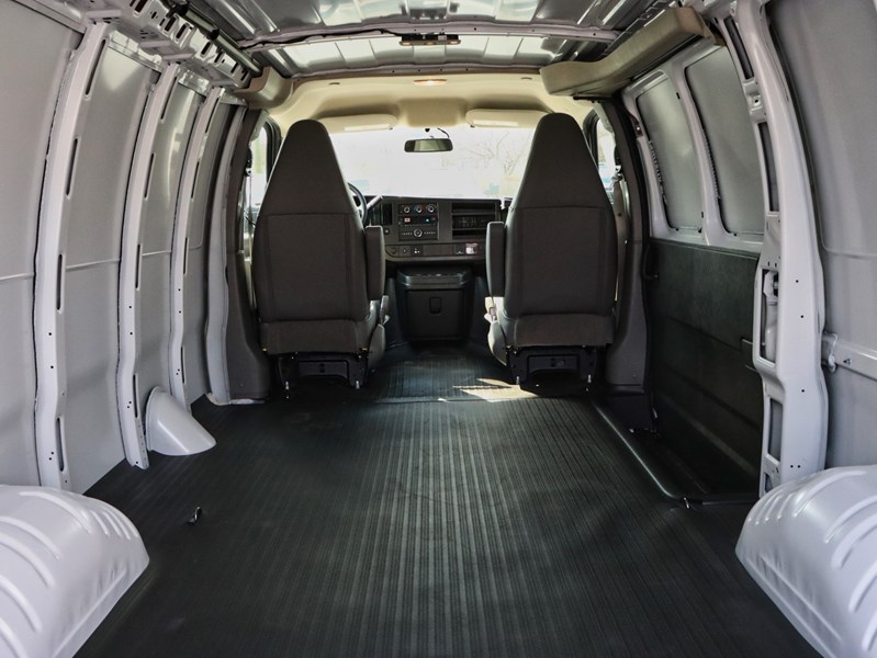 2026 Gmc Savana 2500 RWD 2500 135