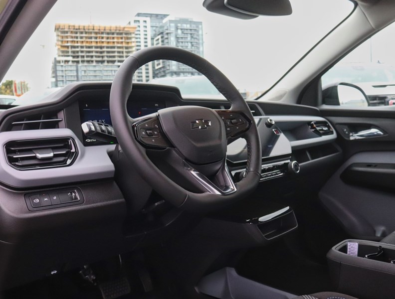 2027 Chevrolet Bolt FWD 4Dr LT