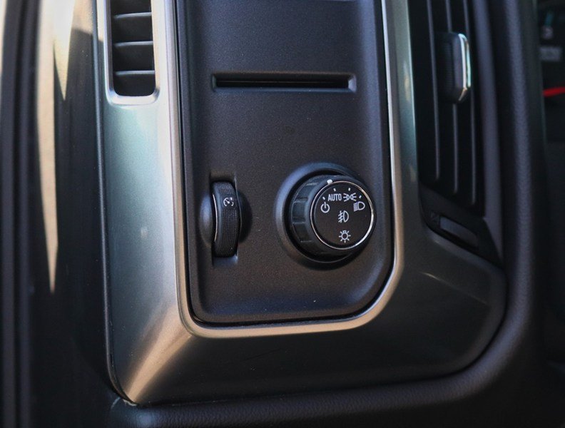2015 Chevrolet Silverado 1500 2WD Crew Cab 143.5
