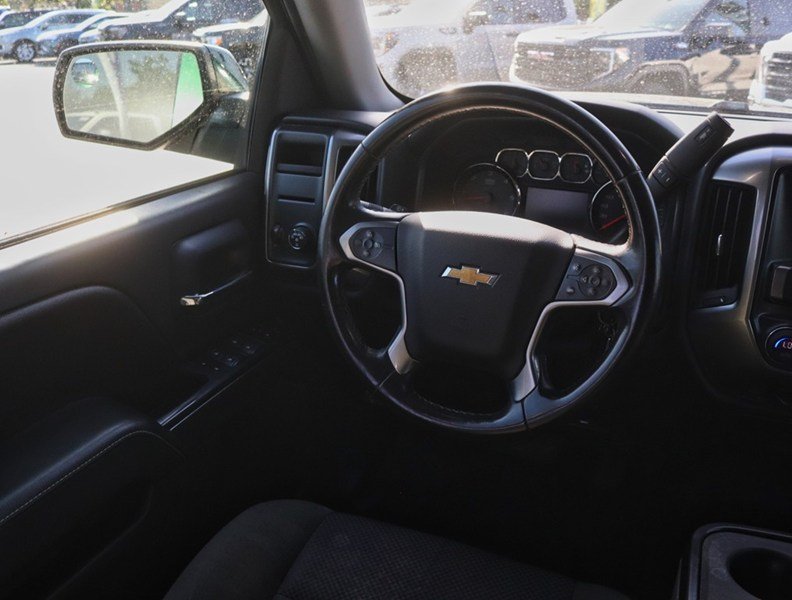 2015 Chevrolet Silverado 1500 2WD Crew Cab 143.5