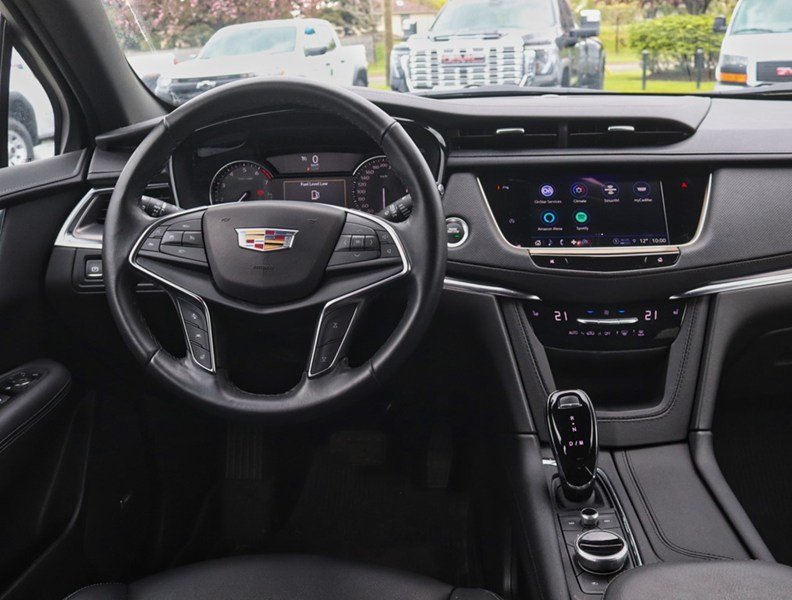 2024 Cadillac Xt5 AWD 4Dr Luxury