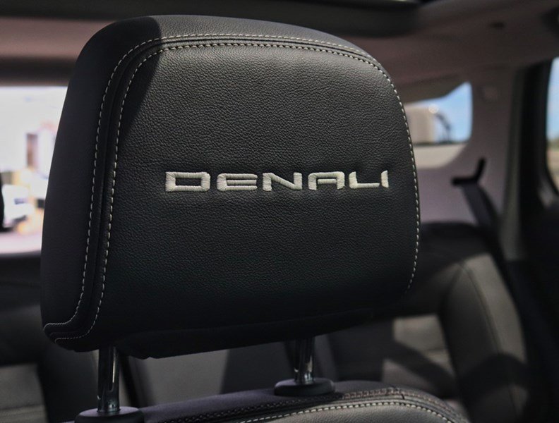 2024 Gmc Terrain AWD 4Dr Denali