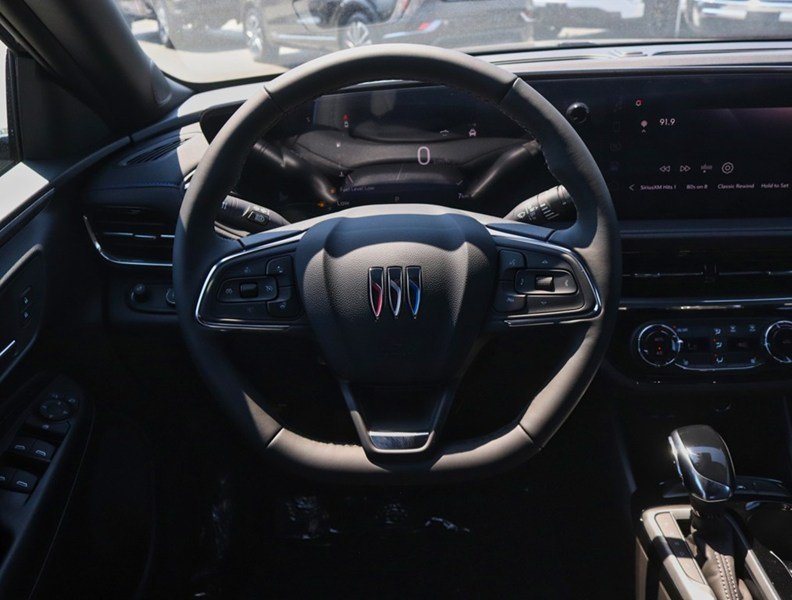 2026 Buick Envista FWD 4Dr Sport Touring