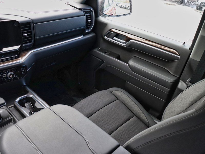 2026 Chevrolet Silverado 1500 4WD Crew Cab 147