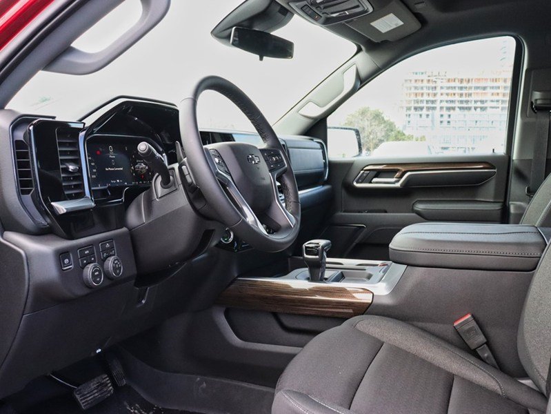 2026 Chevrolet Silverado 1500 4WD Crew Cab 147