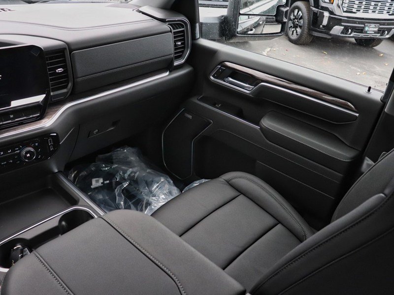 2026 Chevrolet Silverado 3500Hd 4WD Crew Cab 172