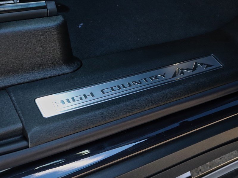 2026 Chevrolet Suburban 4WD 4Dr High Country