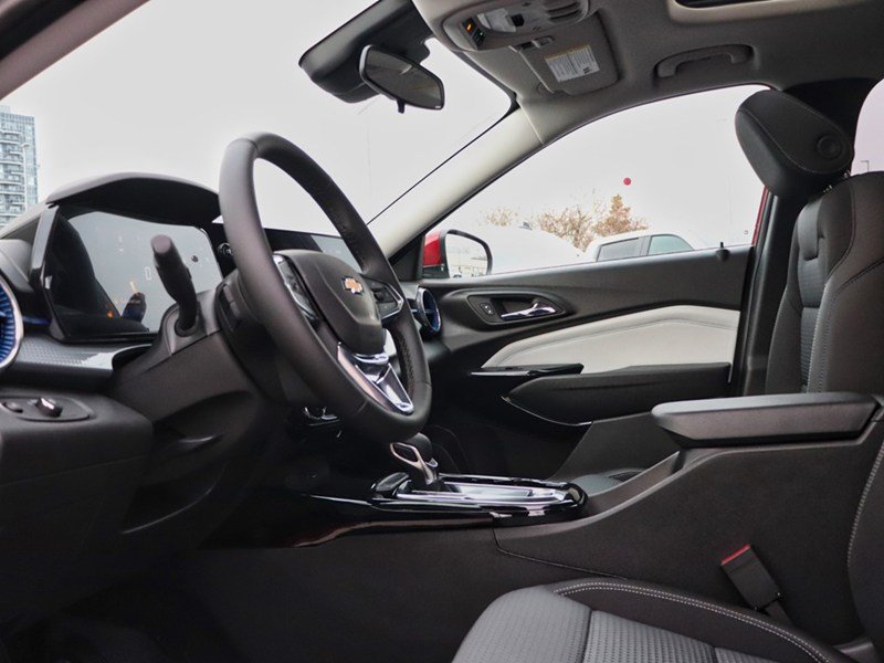 2026 Chevrolet Trax FWD 4Dr LT