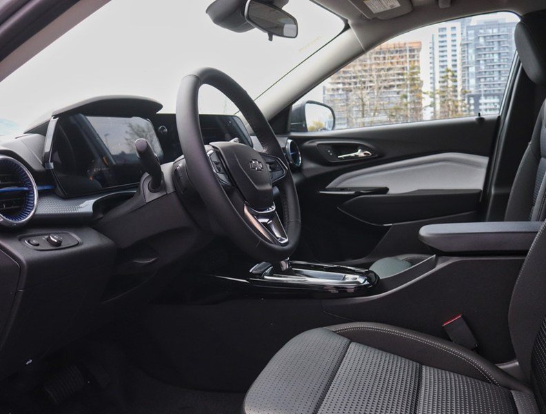 2026 Chevrolet Trax FWD 4Dr LT