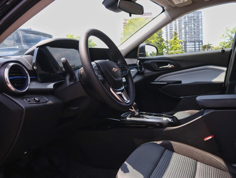 2026 Chevrolet Trax FWD 4Dr LT