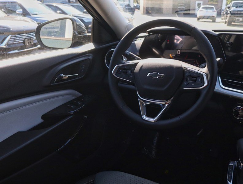 2026 Chevrolet Trax FWD 4Dr LT