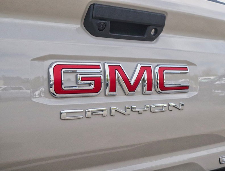 2026 Gmc Canyon 4WD Crew Cab Elevation