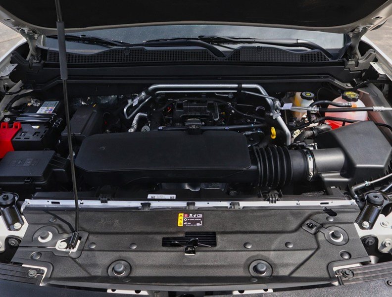 2026 Gmc Canyon 4WD Crew Cab Elevation