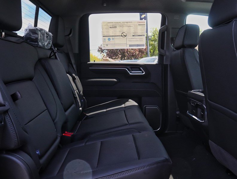 2026 Gmc Sierra 3500Hd 4WD Crew Cab 172